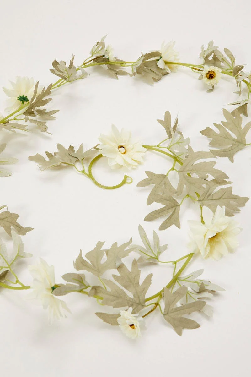 White Flower And Leaf Garland - Image 3